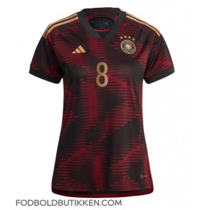 Tyskland Leon Goretzka #8 Udebanetrøje Dame VM 2022 Kortærmet